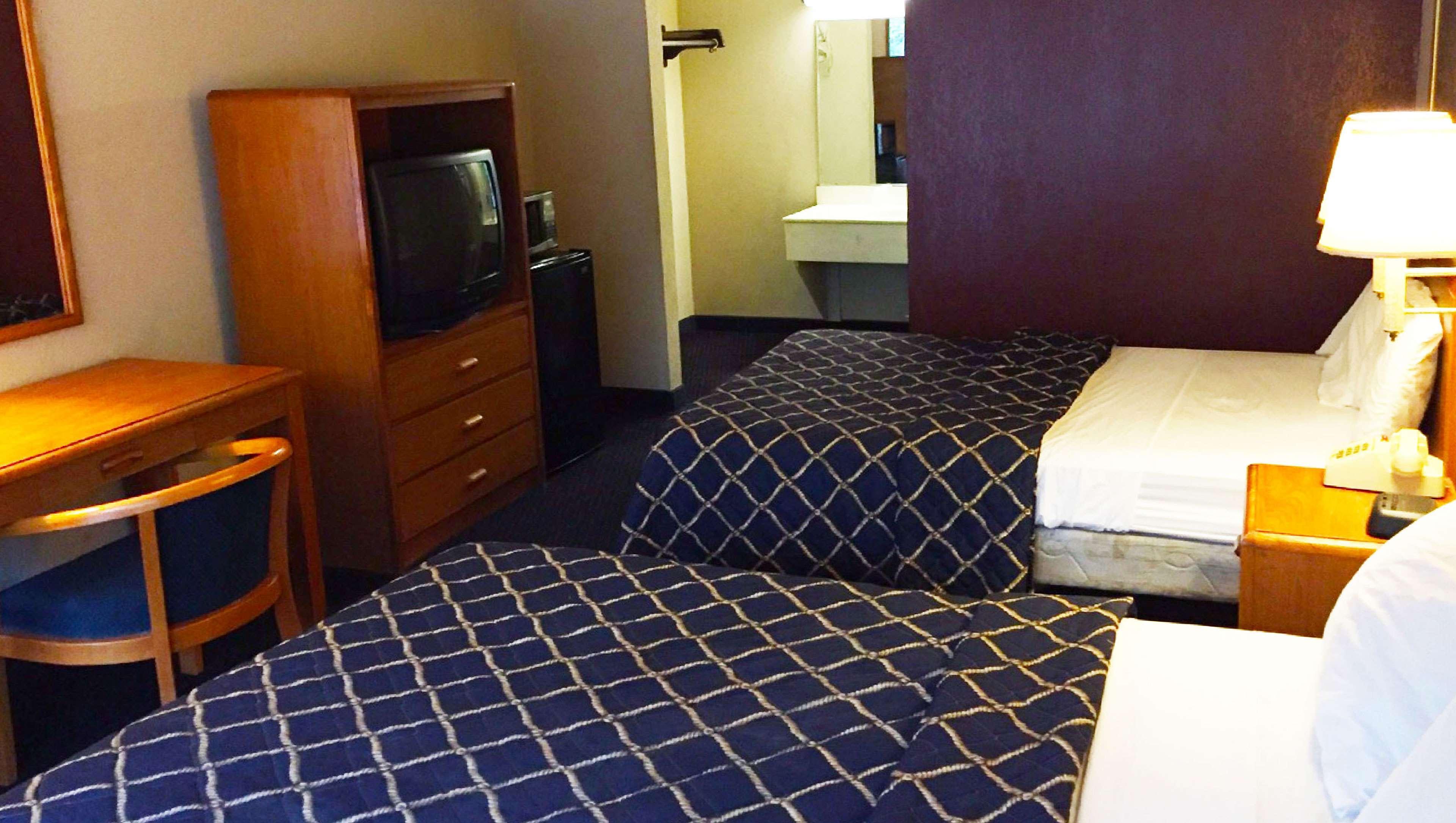 Magnuson Hotel Columbia Esterno foto